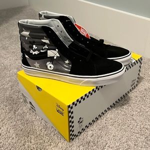 Brand new never worn disney x vans Mickey Mouse high top vans new with tags